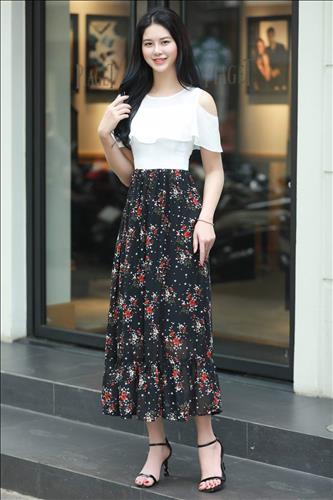 Hồng Đàm –
Người đàn ông hơn tuổi, …..