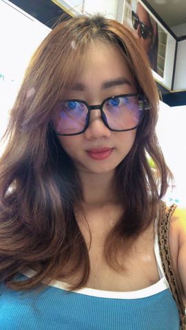 Nguyễn thuỳ linh – Cuộc sống đơn giản , thích…..nói dối