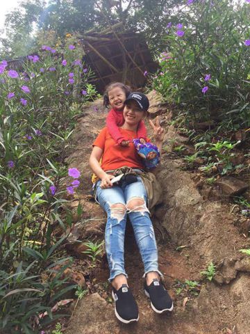 Thanh mai – Thích  du lịch  .thật  tha  vui tinh