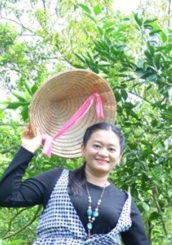 Như Thanh Mai – Sinh  ngày 20/04/1978
Năm 2001-2…..15 tuổi.