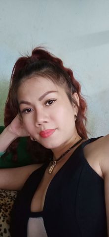 Hana Trần 45 tuổi – Vui vẻ hòa đồng chung thủy ….. ông táo