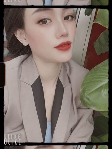 Vanessa Pham – Luôn lạc quan, vui vẻ.