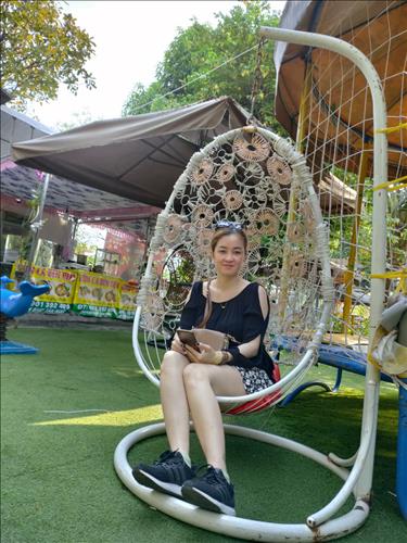 Khaly Tran –
Tìm người vui vẽ hòa đồ…..