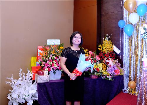 ngọc hà –
chân thành, vui vẻ           …..