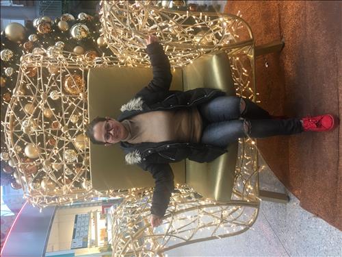 Kim Nini –
vui vẻ