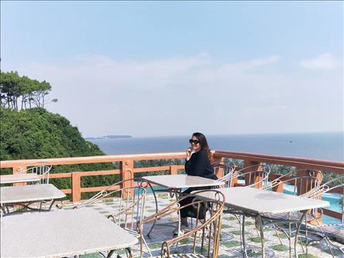 Ngoc Linh Pham –
tìm 1 người bạn đời nghi…..