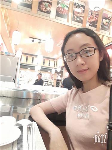 vy –
chân thành biết quan tâm và…..