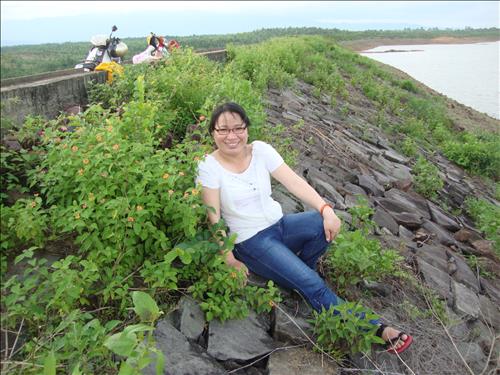 Nhân –
Vui vẻ, hoà đồng, có trác…..