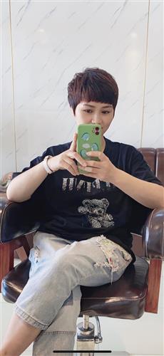 Huong Nguyen –
Người đàn ông không vũ ph…..