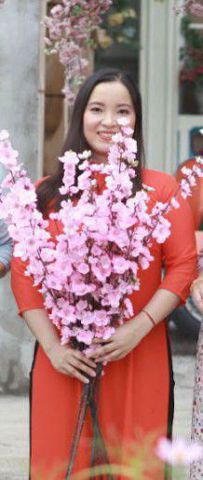 Mưa Thu – Già, thấp, mập nhưng ko xấu…..trẻ con.