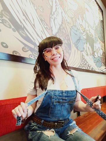 Huỳnh Phượn – Bình thường. Thích chăm lo gia đình