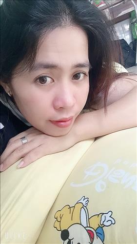 Ngân Nguyễn –
Song gian di