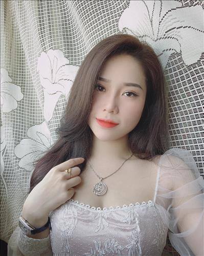 yến hoàng –
thích người biết chia sẻ …..