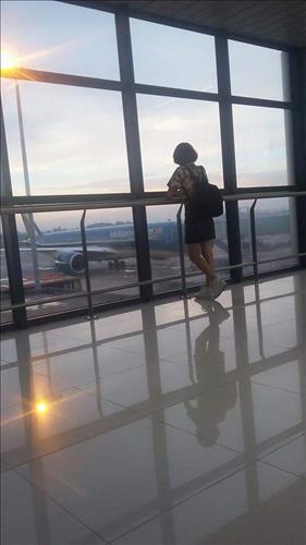 Miền Cát Trắng –
Một người đàn ông nam tí…..