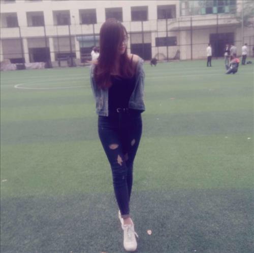 Thanh Sương Ngọc –
Tùy duyên