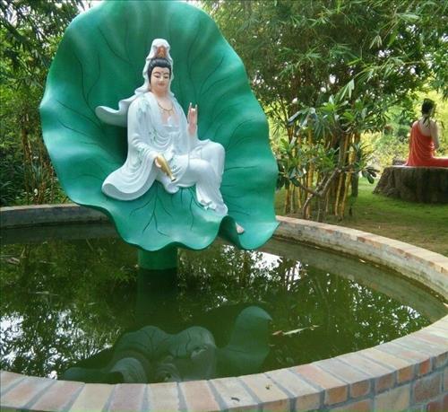 Sang Nguyen –
Người tam su