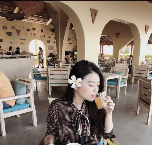 Mây – Tôi là người vui tính, lạc ….. cùng e k