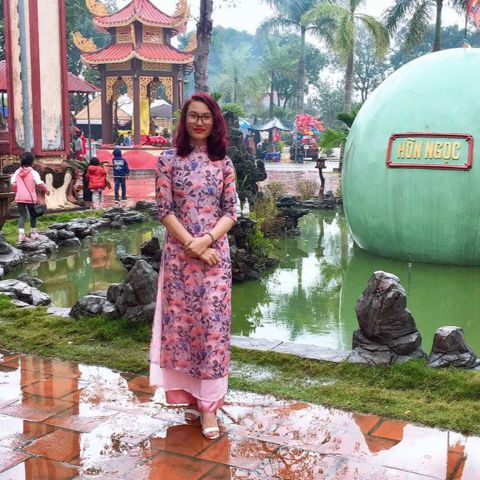 Pham Hang – Ước mơ về một gia đình lu…..vui buồn