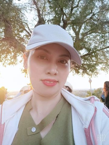 Nguyễn Loan – Chỉ cần tìm 1 người yêu th….. chia sẻ