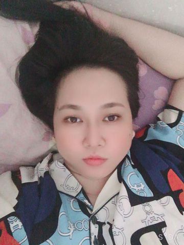 Kat – E nấu ăn khá ngon, vui vẻ và dễ gần