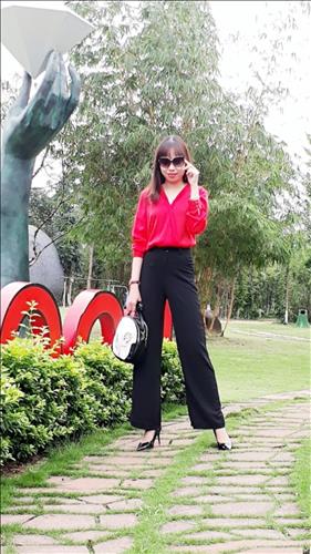 Minh Hằng –
Tìm người sống tình cảm……