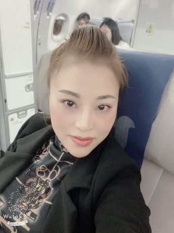 Nguyễn Thi – Vui vẻ,hoà đồng,thích sự c…..iả dối