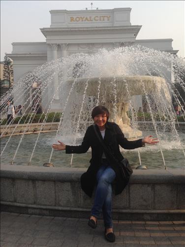 SongBinh –
Bạn Nam hơn tuổi nghiêm tú…..