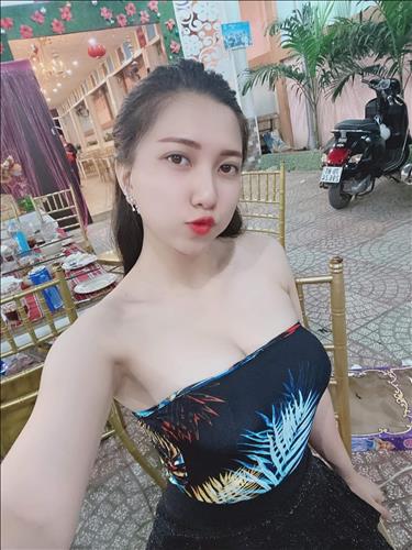 Tuyết Ngân –
thật nghiêm túc trong mqh, kh…..