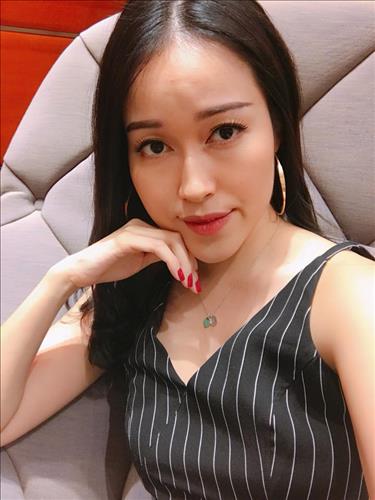 Thu Hà –
tình cảm và chân thành     …..