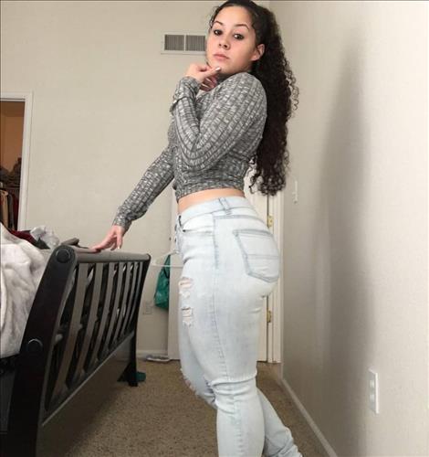 Nancy Scates –
tên tôi là Nancy Scates đến…..