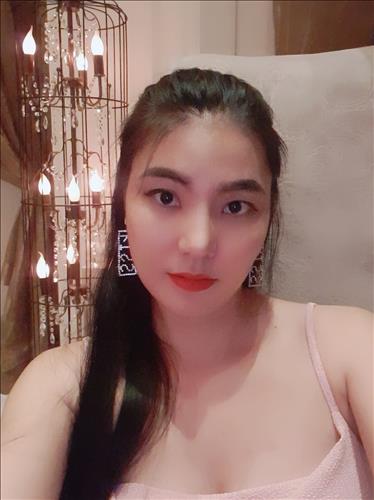 Thủy Tiên –
THẬT LÒNG THƯƠNG YÊU, QUAN …..