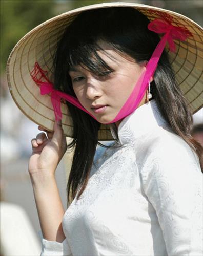 Tâm –
Chân thành, hợp tính và có…..