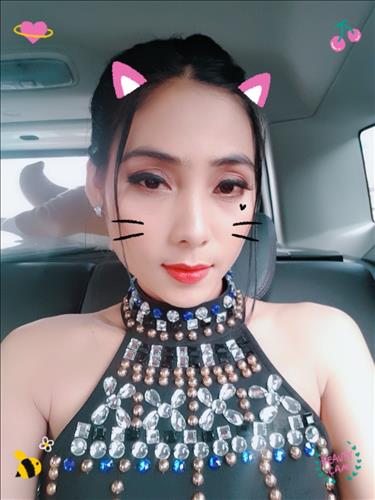 TRANG THU –
tìm một ngưới đan ong thu …..