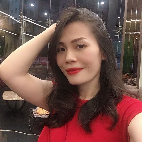 Hà – Dể gần,hoà đồng,vui vẻ