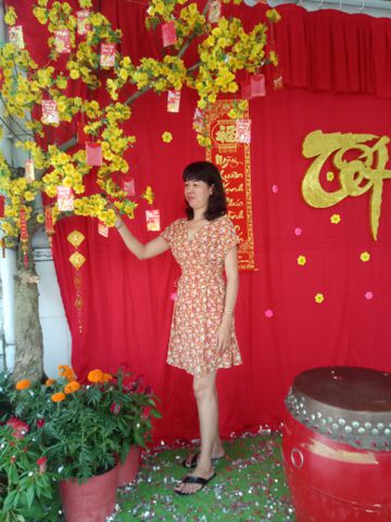 Thanh – Em tên Thanh, tính tình vui vẻ….. người.