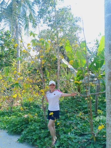 Lê Phú – Sống hòa đồng, vui vẻ.