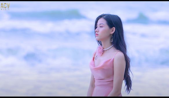 No Name – yêu thiên nhiên và con người chân chất.