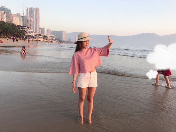 Hoa Cỏ May – Vui tính, yêu trẻ con