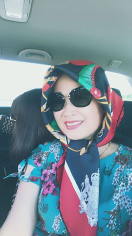 Hướng Dương – Đang sống và làm việc ở đức