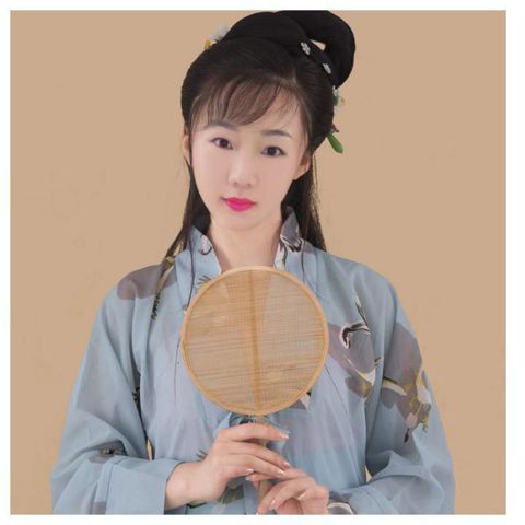 Út – Dịu dàng và cá tính. Là mẫ…..cần anh!