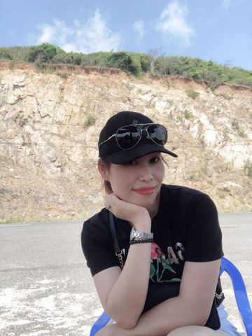 Lương Liên – Thích nấu nướng và du lịch