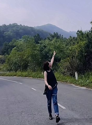 TRA LOI THU CO HINH – xin chao