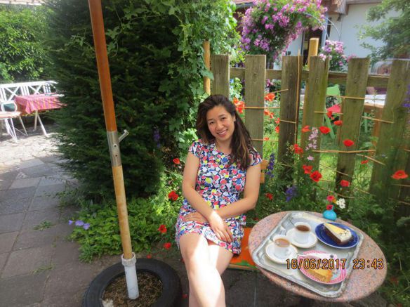 Maica – Quê ở Hà Nội, làm việc và….. người.