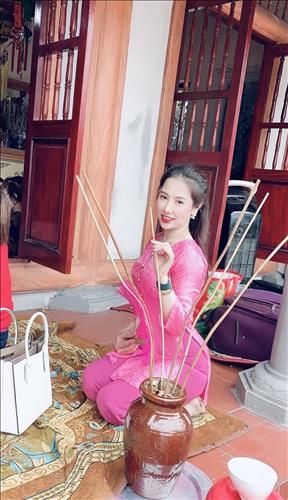SELENA TRAN –
chững chạc , thấu hiểu , …..
