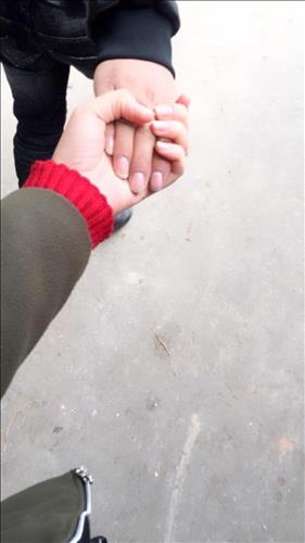 Tina –
Biết chia sẻ và vui ve      …..