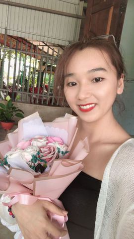 Ngọc Tuyết – Trong cuộc sống cần phấn đ…..g nhiều.