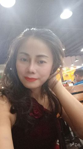 Thúy nhi. – Tôi yêu thích công việc . Yê…..u lịch..