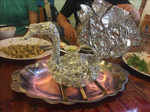 Mỹ Ngọc –
Nam tính, đủ với tôi      …..