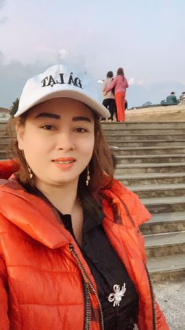 Nhung – Vui ve hoa dong