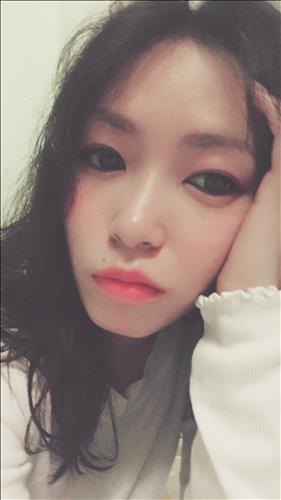 JuJu –
Chịu được tính khí của …..